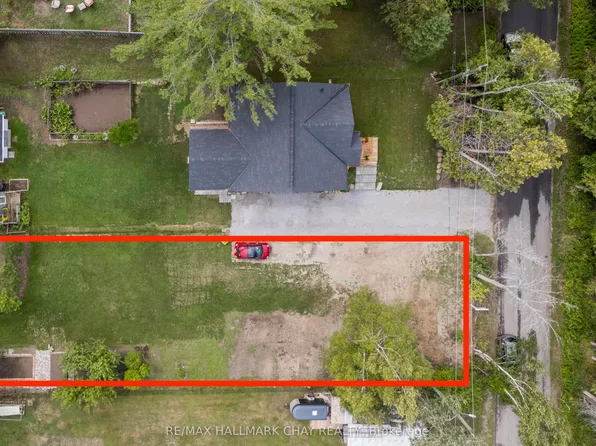 1045 Larch St, Innisfil, ON L0L 1W0