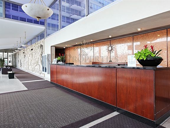 2nd image of 3550 N Lake Shore Dr APT 616
