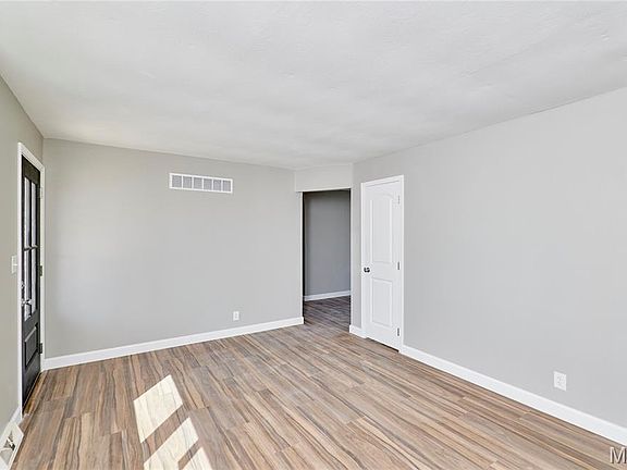 5th image of 3523 E Four Ridge Rd