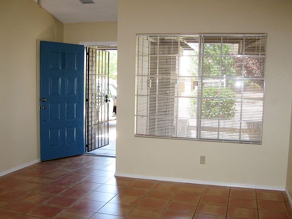 5th image of 6233 W Garden Dr