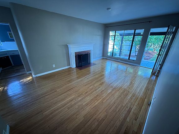 4th image of 634 N Myers St