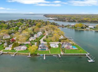 54 Bay View Dr E, Sag Harbor, NY 11963