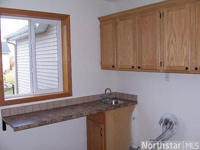 5th image of 4918 Ladyslipper Ave N