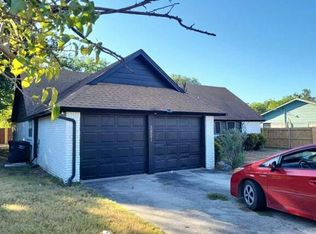 5821 McCart Ave, Fort Worth, TX 76133