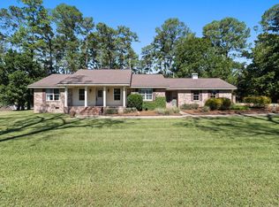 17 Stone Cutoff Rd, Laurel, MS 39443