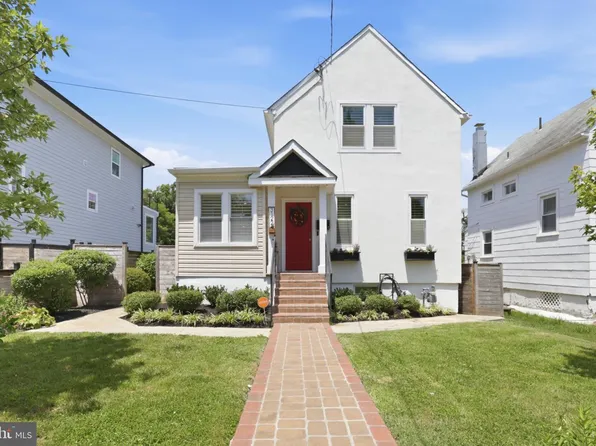 3122 Newton St NE, Washington, DC 20018