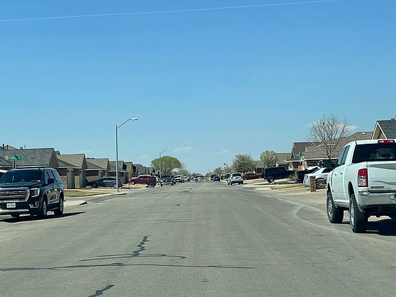 3rd image of 9102 Lamar Ave