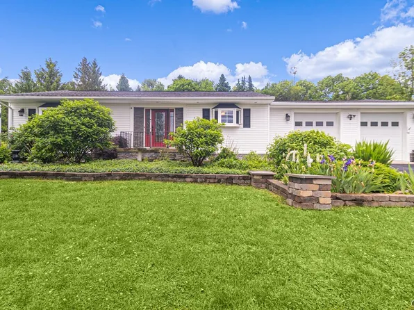 5812 Grace Rd, Deerfield, NY 13502