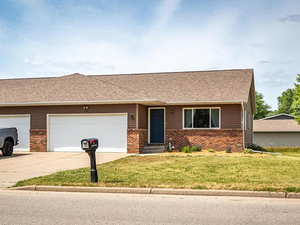 307 Roberts STREET E E, Holmen, WI 54636