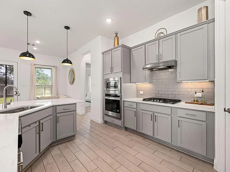 31611 Donoso Dr — Photo 16