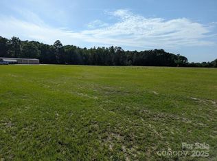 2128 N 5th St, Hartsville, SC 29550