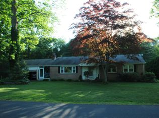 778 Mapledale Rd, Orange, CT 06477