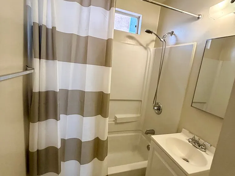 2618 Ellendale Pl — Photo 35
