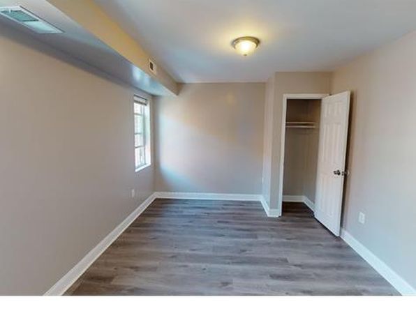 3060 30th St SE APT 2