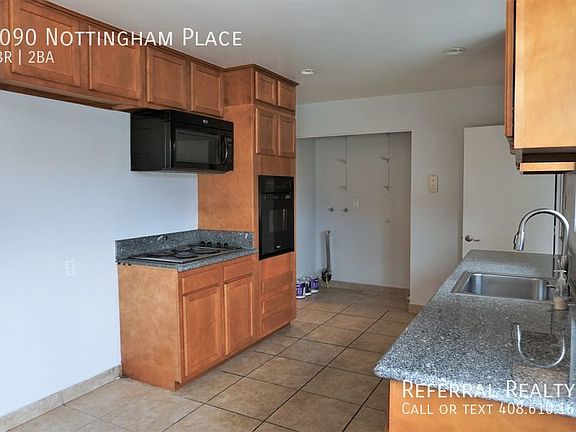 4th image of 1090 Nottingham Pl