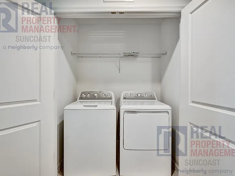 8937 Daybreak St — Photo 14