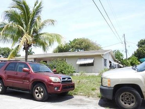 2nd image of 1620 NW 25th Ter