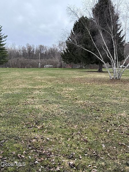 5th image of 597 Lakeview Road