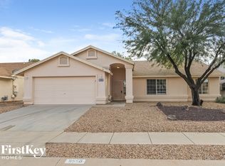 9550 E Caldwell Dr, Tucson, AZ 85747