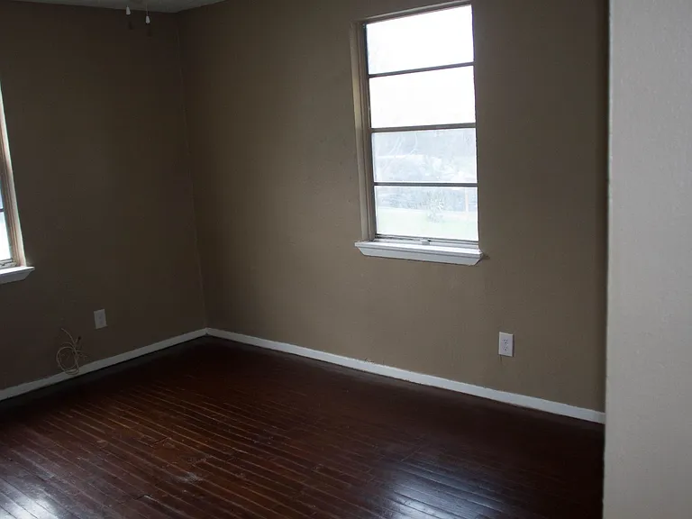 512 S Monumental St — Photo 10