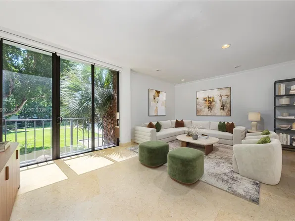 1566 NE Quayside Ter #D14, Miami, FL 33138