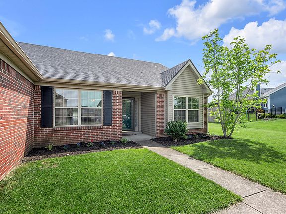 4th image of 204 Hedgewood Ln