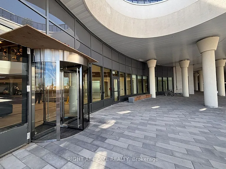5105 Hurontario St #2905 — Photo 34