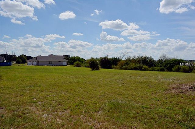 1st image of 75 Lake McLeod Dr