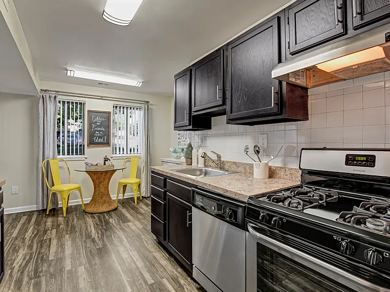 The Gateway Apartments — Photo 4