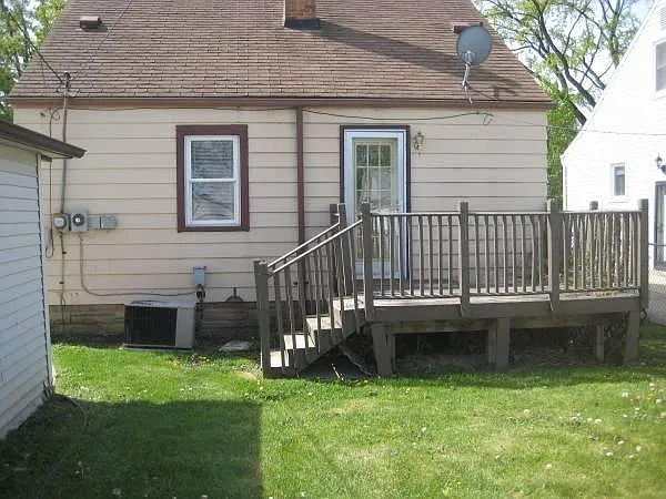 13360 Pullman St — Photo 18