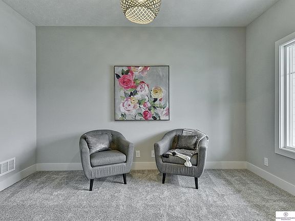 4th image of 10109 S 191st Ave