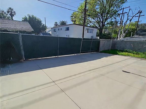 5th image of 4280 9th St