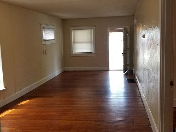 2nd image of 1351 N Kealing Ave