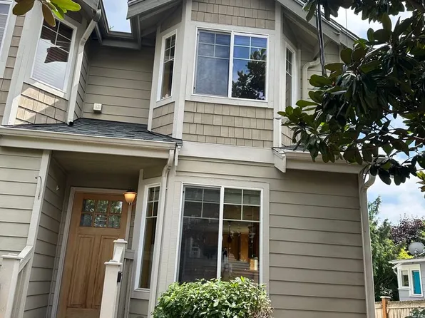 9310 Stone Ave N APT A, Seattle, WA 98103