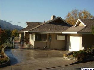 2089 Oak Valley Rd, Glendale, CA 91208