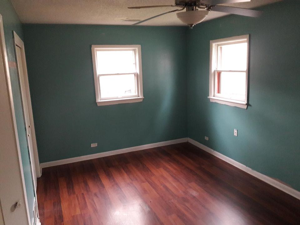Bedroom #1