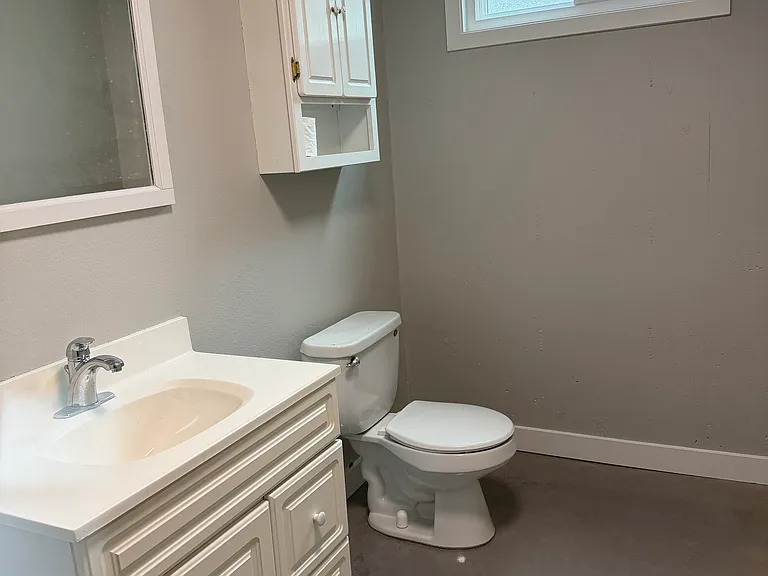 4906 SE Gladstone St #B — Photo 2