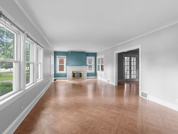 3rd image of 16700 Clifton Blvd APT 1