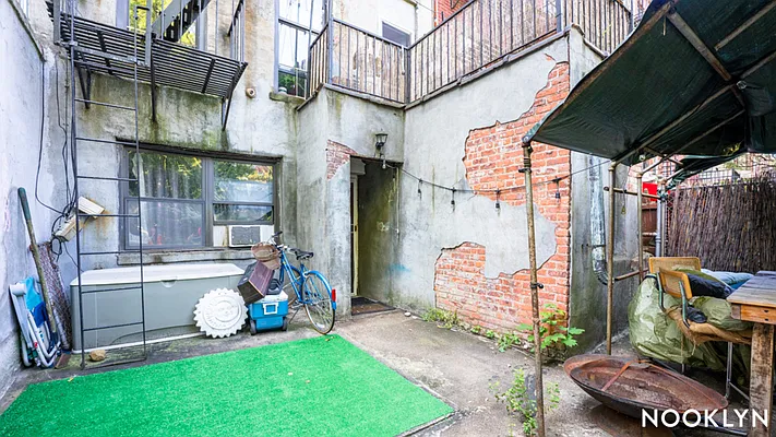 Rented by Nooklyn NYC LLC | media 9