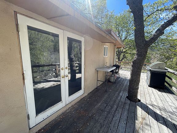 5th image of 1654 Clear Creek Rd