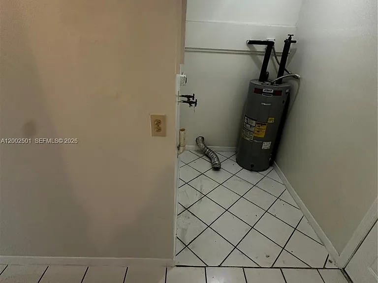 821 SW 2nd St — Photo 13