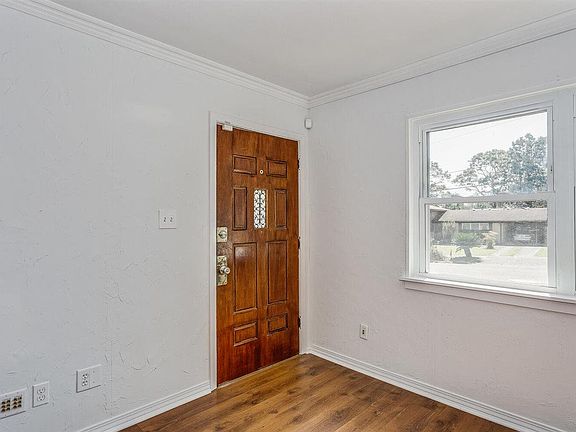 5th image of 2040 Morningside Dr