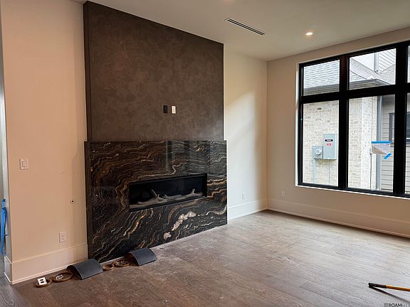 5th image of 8634 Hattic St