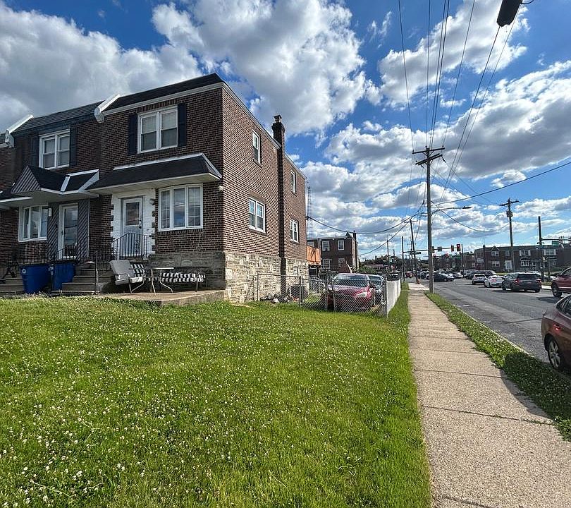 1st image of 2800 Gilham St