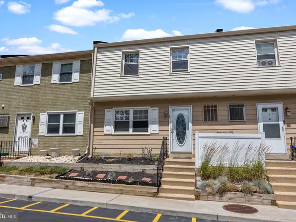 515 N York Rd #1C, Willow Grove, PA 19090