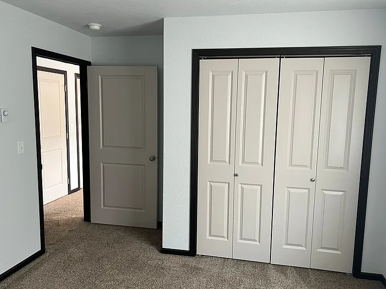 857 Tower Rd — Photo 23