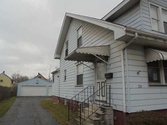 5th image of 24 E Margaret Ave