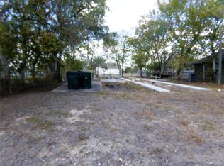 409 E Post Office St, Weimar, TX 78962