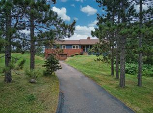7 Kent Ln, Silver Bay, MN 55614