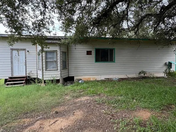 625 Dawnridge Dr, Poteet, TX 78065